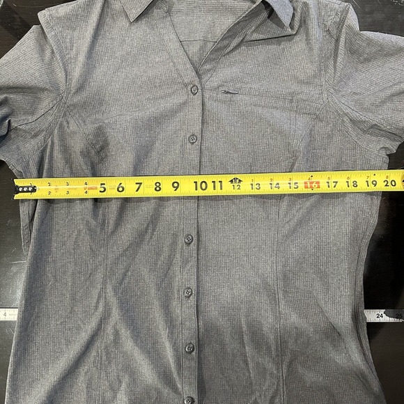 Duluth Trading Shirt Mens Medium Gray Hiking Vented Long Sleeve Button Up - Picture 6 of 7